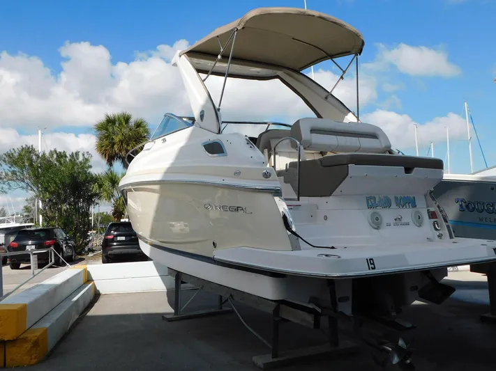 Island Hoppin Yacht Photos Pics 