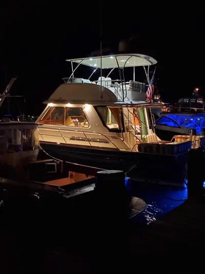 Angelia Sue Yacht Photos Pics 