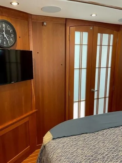 Angelia Sue Yacht Photos Pics 