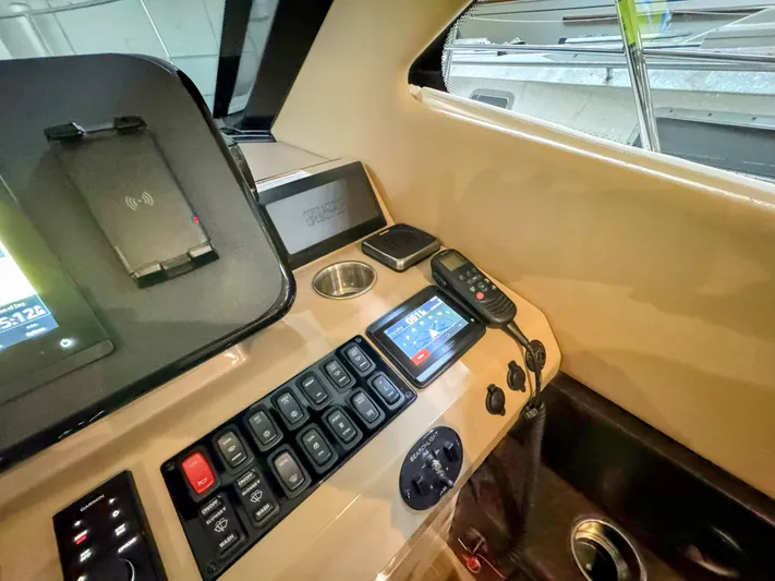 R&r Yacht Photos Pics 