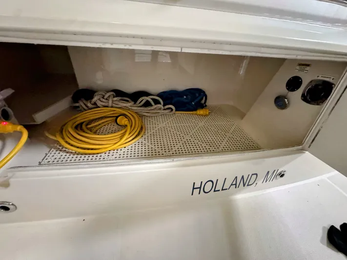 R&r Yacht Photos Pics 