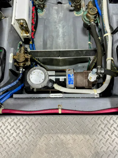 R&r Yacht Photos Pics 