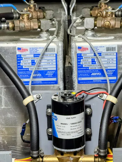 R&r Yacht Photos Pics 