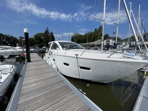 2009 Sealine SC35