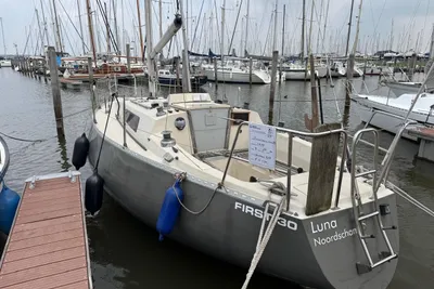 1979 Beneteau First 30