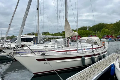 1987 Custom Aphrodite 36