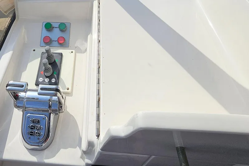 Dream Team Xiii Yacht Photos Pics 