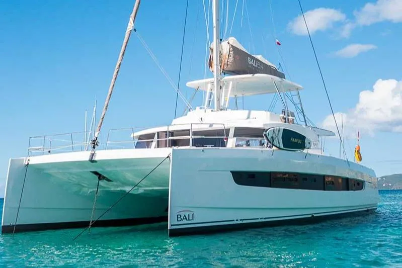 Cocktails And Dreams Yacht Photos Pics Catamaran Bali 5.4