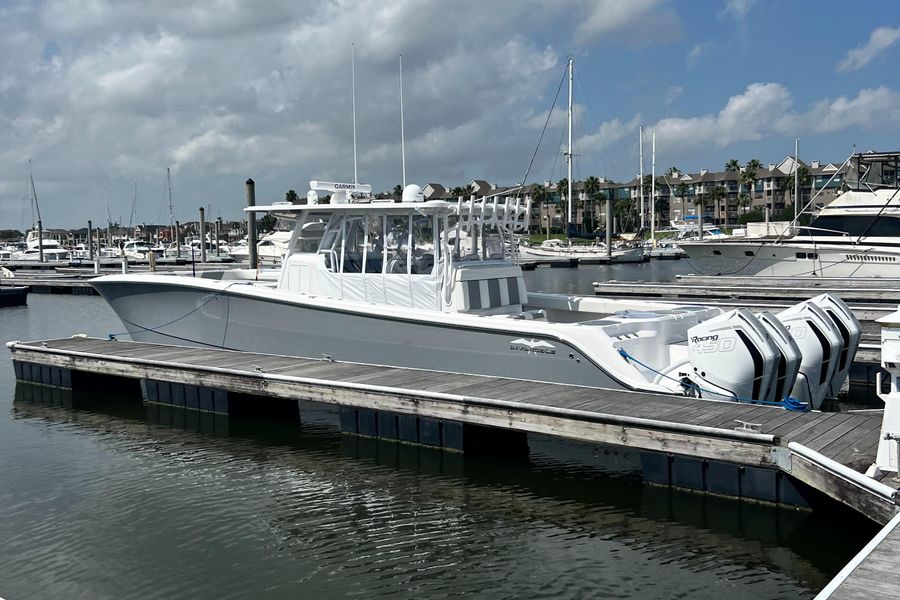 2022 Invincible 46 Catamaran