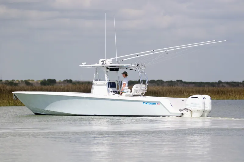  Yacht Photos Pics 32 Contender 32ST- Profile