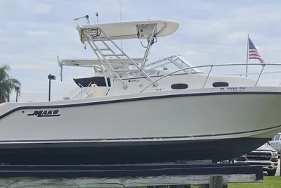Mako 253 Walk Around
