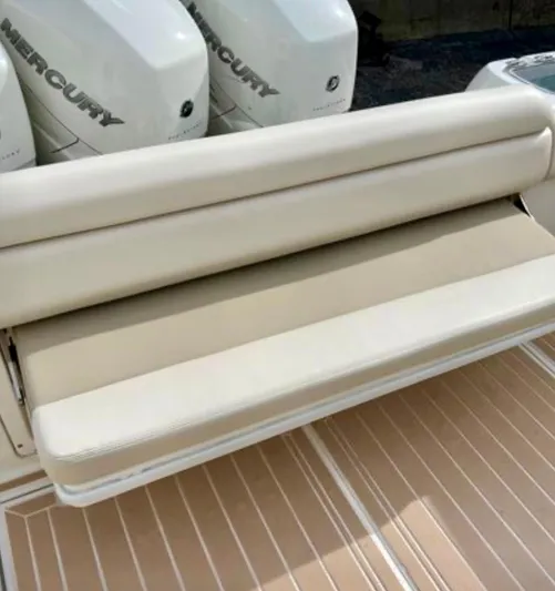 Sea SeÑor Yacht Photos Pics 2017 Boston Whaler 370 Outrage boat seating with Mercury engines in background.