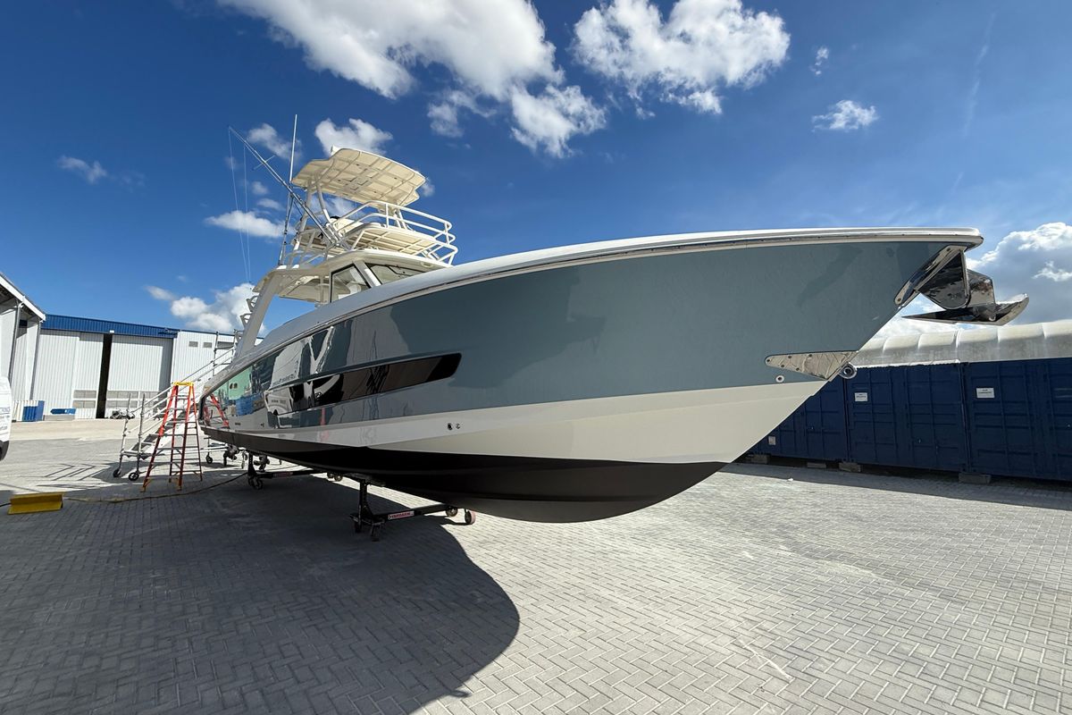 2020 Boston Whaler 42 