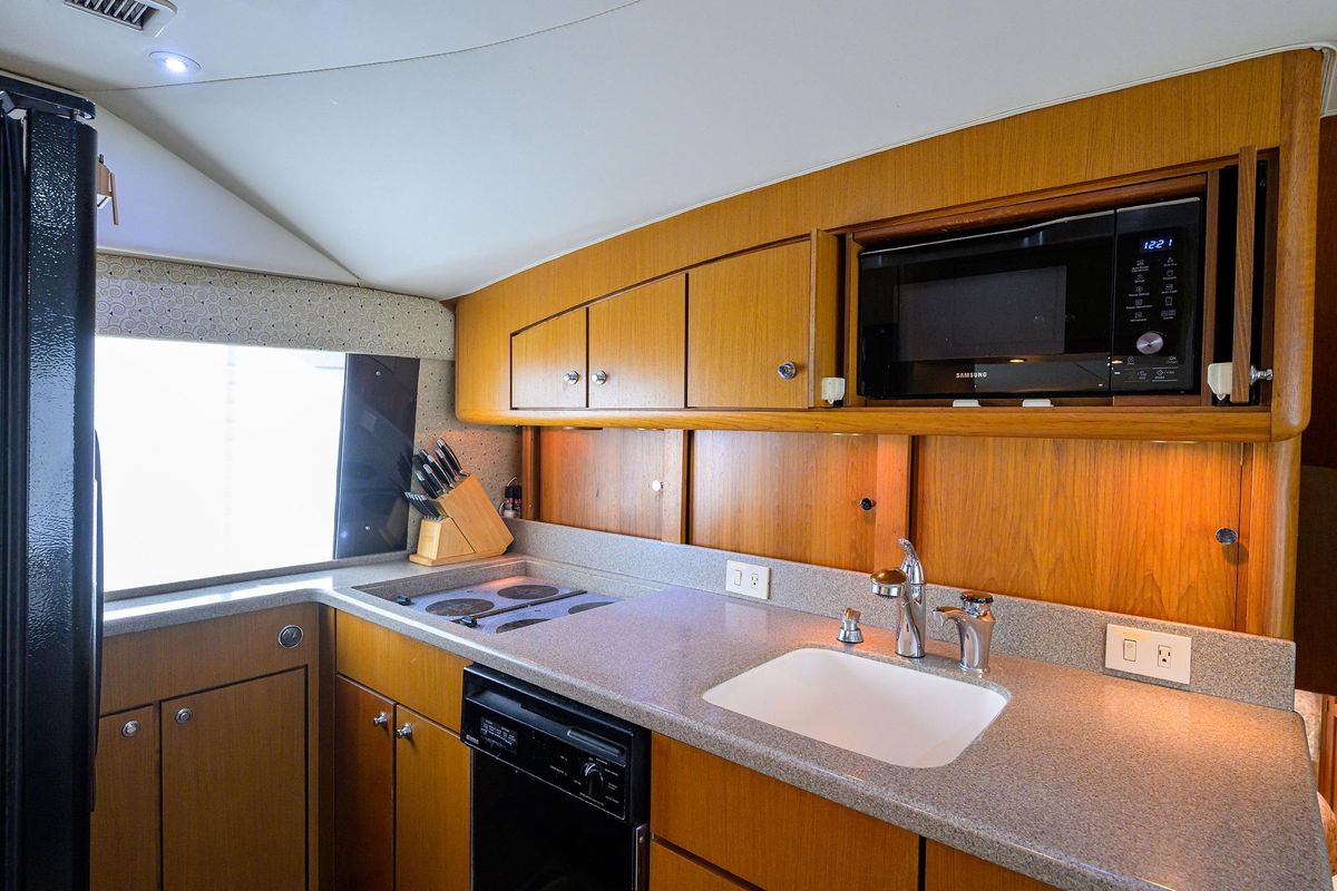 2001 Ocean Yachts 56 