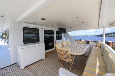 Yacht