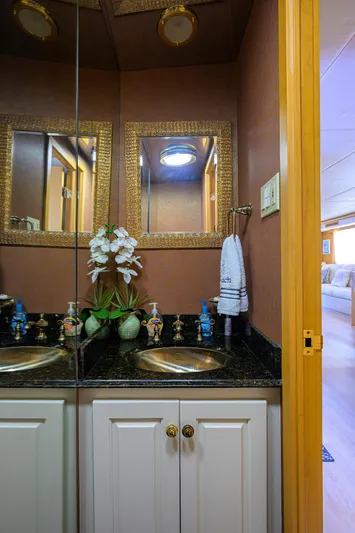 Business Trip 2 Yacht Photos Pics 