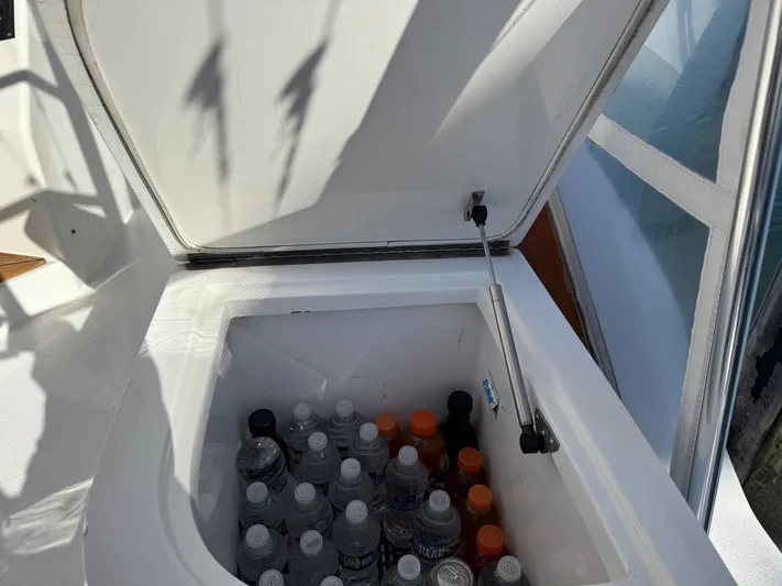 Bella Yacht Photos Pics 