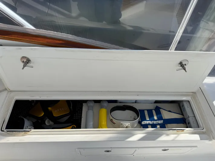 Bella Yacht Photos Pics 