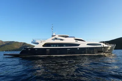 Custom-Craft Steel Superyacht