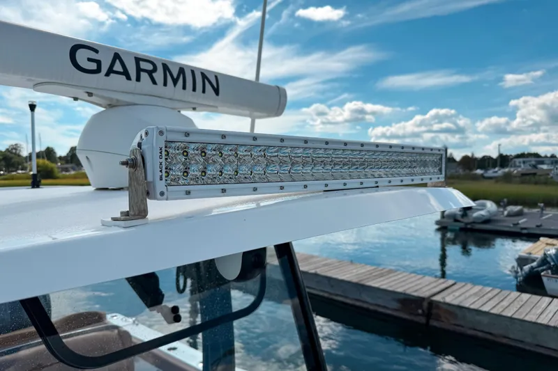  Yacht Photos Pics 2023 Sea Hunt Ultra 275 SE boat with Garmin radar and Black Oak light bar.