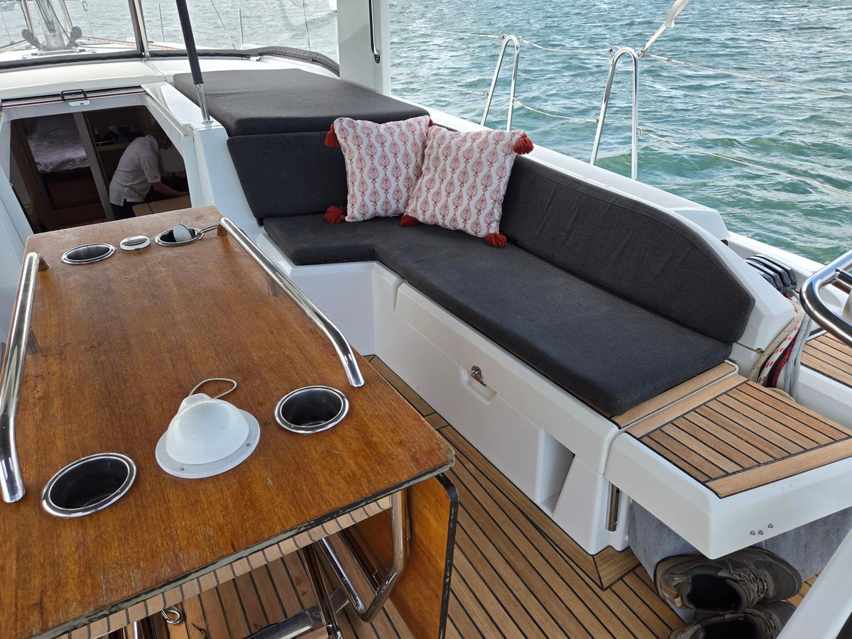 2019 Beneteau 46 