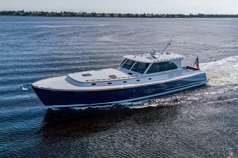 Oldielox 2 Yacht Photos Pics 2019 Hinckley T55 MKII Motor Yacht cruising on open water.