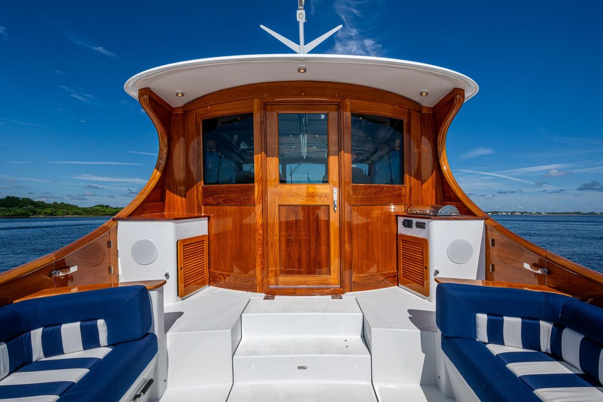 2019 Hinckley 55 