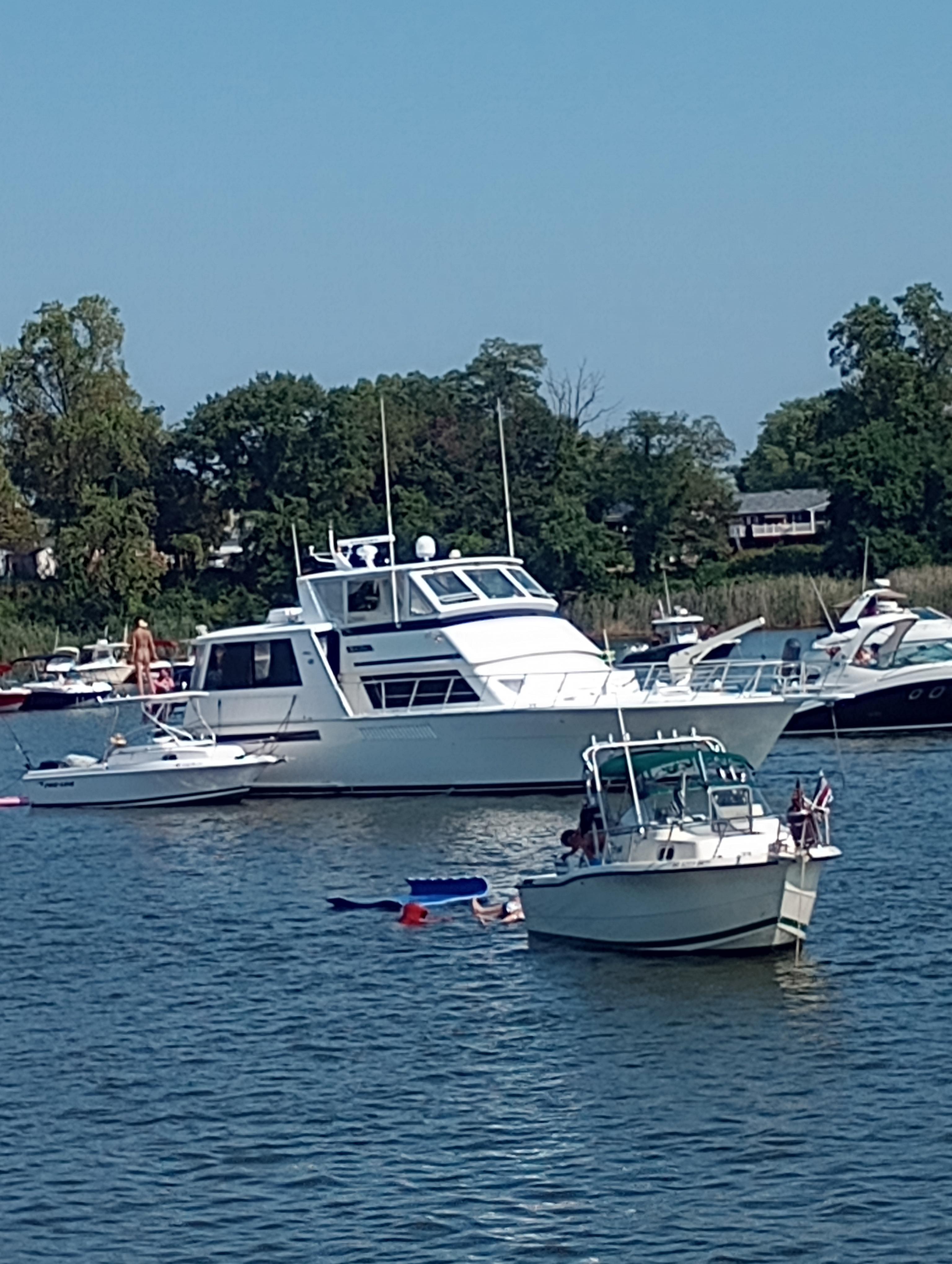 viking sport fishing yacht