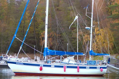 Hallberg-Rassy 42