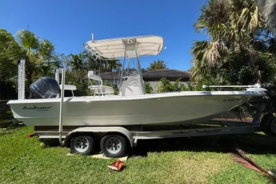 SeaHunter 24 Bay