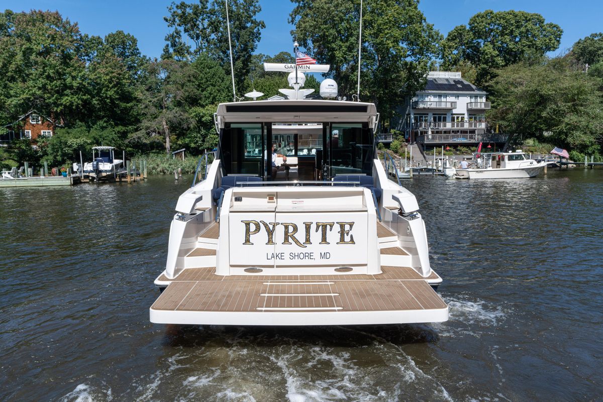 2015 Tiara Yachts 44 