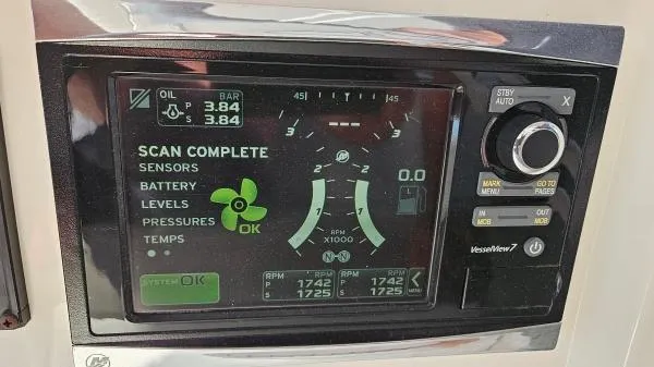 Little Giant Yacht Photos Pics Sunreef 88 DD 2017 control panel display with engine diagnostics.