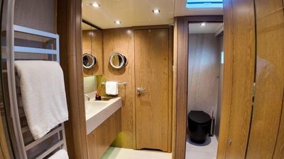 Yacht