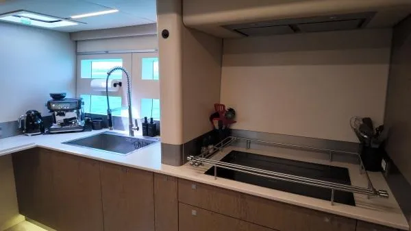 Little Giant Yacht Photos Pics Modern kitchen on Sunreef 88 DD yacht, year 2017.