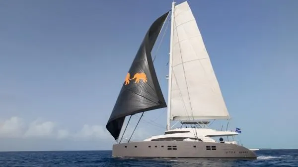 Little Giant Yacht Photos Pics Luxury Sunreef 88 DD catamaran sailing on open sea, 2017 model.