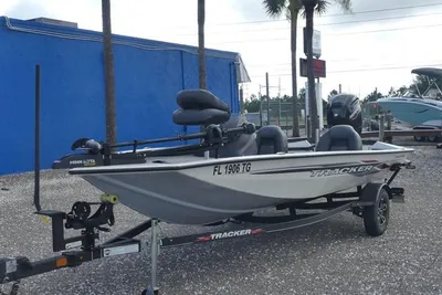 Tracker Pro Team 175 TXW
