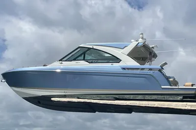 Formula 400 Super Sport Crossover