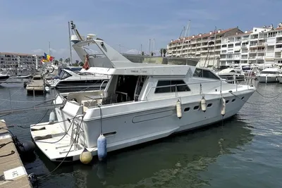 1988 Ferretti Yachts Ferretti Altura 52
