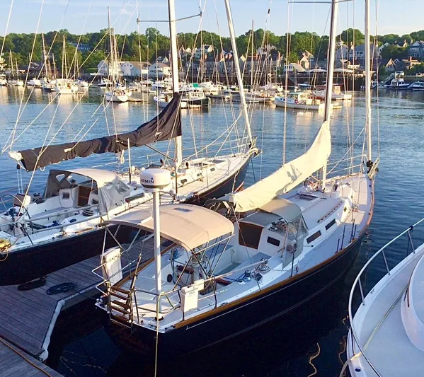 Astara Yacht Photos Pics 