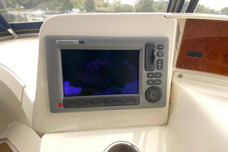 Carousel Yacht Photos Pics Raymarine C-Series display on 2007 Silverton 36 Convertible boat dashboard.