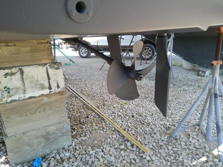 Cash Flow Yacht Photos Pics 