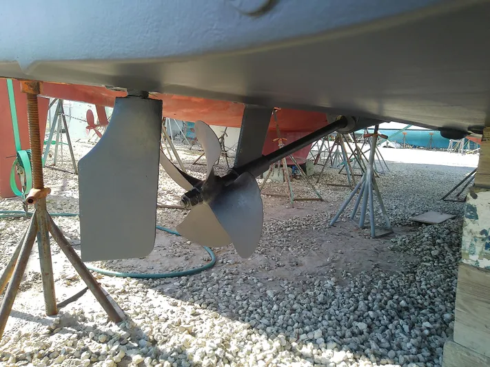 Cash Flow Yacht Photos Pics 