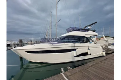 2019 Bavaria R40 Fly