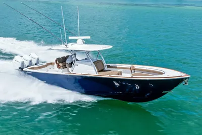 Valhalla Boatworks V-37