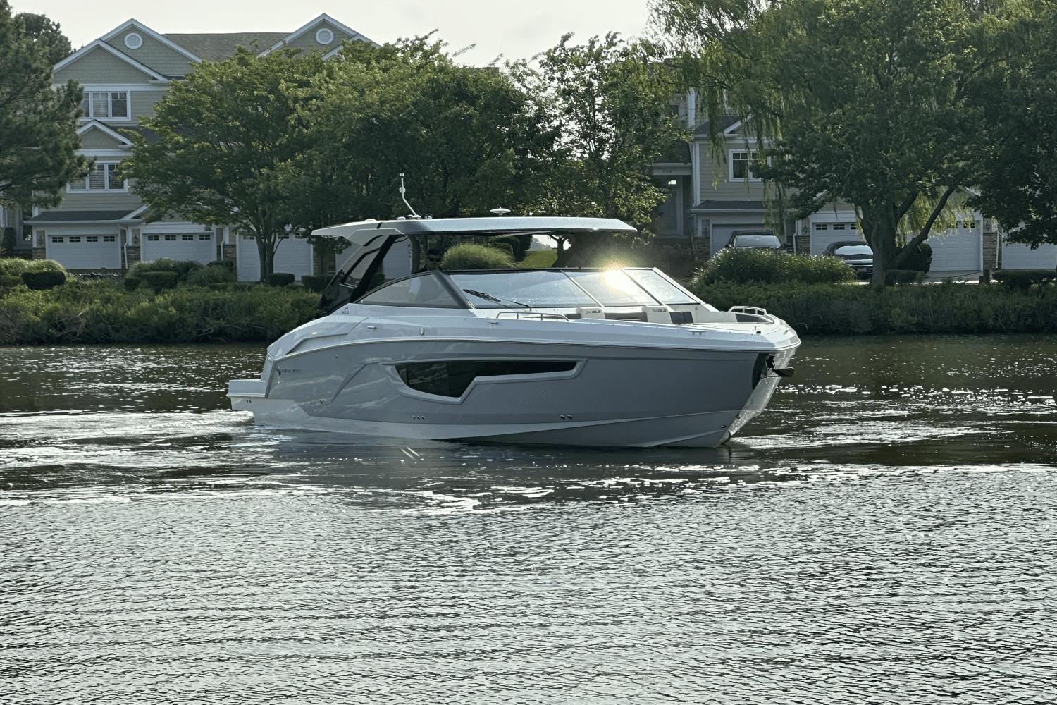 2024 Cruisers Yachts 34GLS OB Runabout For Sale YachtWorld   8787844 0 010720231053 0 