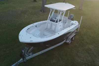 Sea Fox 228 Commander