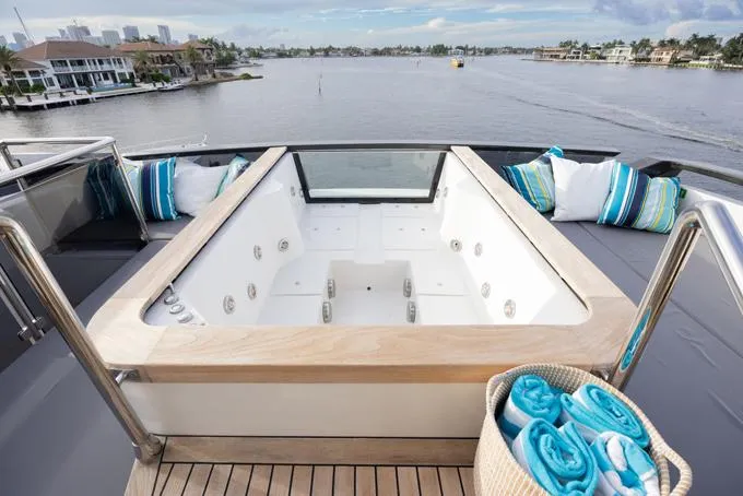 Lady Caroline Yacht Photos Pics Flybridge Deck Jacuzzi Pool