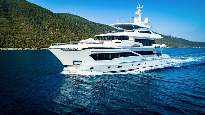 Lady Caroline Yacht Photos Pics Alt Profile