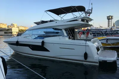 2024 Prestige 520