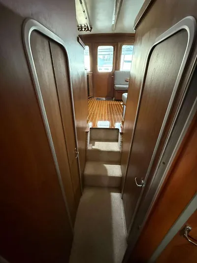  Yacht Photos Pics 1995 Luhrs Tournament 350 yacht interior with wooden flooring.
